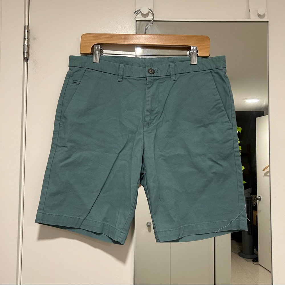 Calvin Klein men’s chino shorts